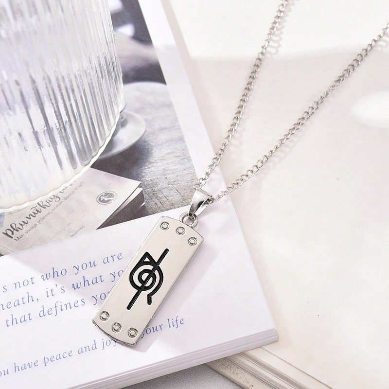 1pc Personalized Fashion Hot-Blooded Cartoon Anime Naruto Weapon Pendant Necklace, Personalized Hip-Hop Kunai, Shuriken Necklace, Suitable For Daily Wear Or As A Gift